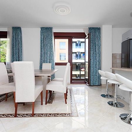 Three Bedroom Spacious Apartment Anatolia Будва Екстер'єр фото