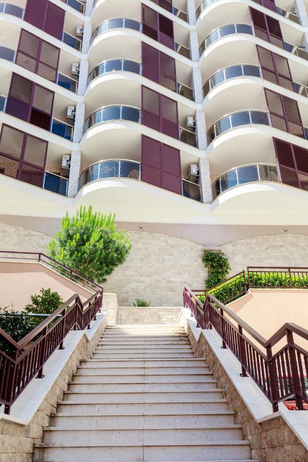 Three Bedroom Spacious Apartment Anatolia Будва Екстер'єр фото