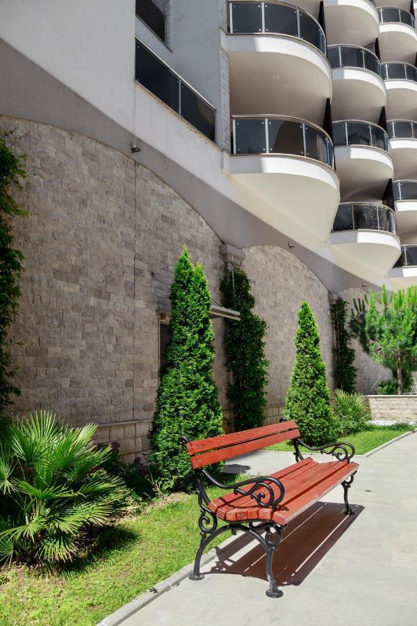 Three Bedroom Spacious Apartment Anatolia Будва Екстер'єр фото