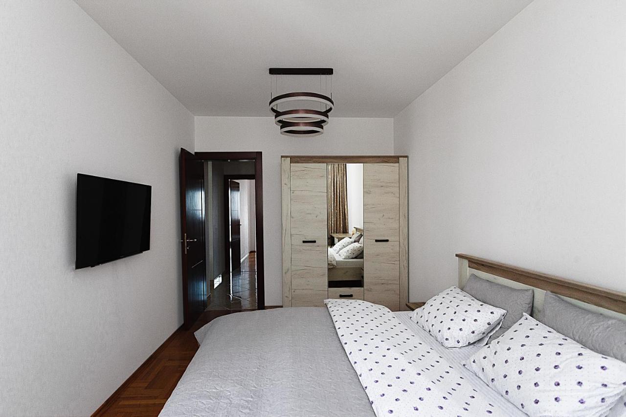 Three Bedroom Spacious Apartment Anatolia Будва Екстер'єр фото